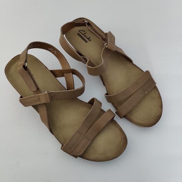 Clarks Collection Slingback Tan Strappy Sandals - Picture 4 of 6